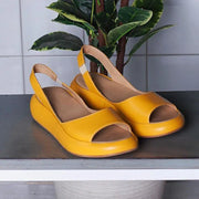 Comfy open-toe sandals Vivid Lilies